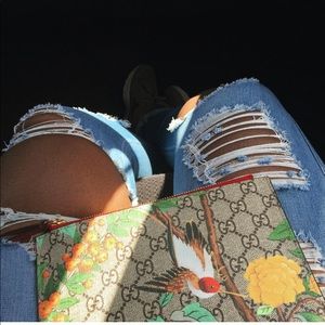 AUTHENTIC Gucci Tian Clutch